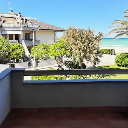 Lägenhet La Casa Sul Mare Porto SantʼElpidio
